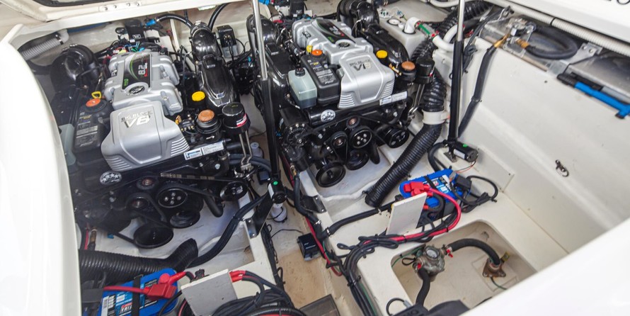 Sea Ray Sundancer 350