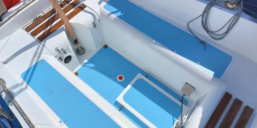 Westerly Centaur (lowered)