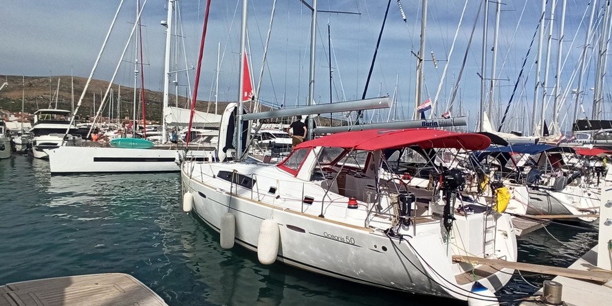 Beneteau Oceanis 50