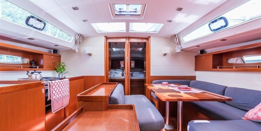 Beneteau Oceanis 50
