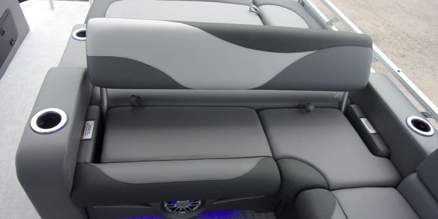 Avalon 2485 LSZ Versatile Rear Bench Sport Toon Windshield