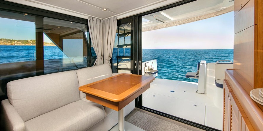 Beneteau Swift Trawler 35