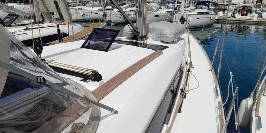Dufour 412
