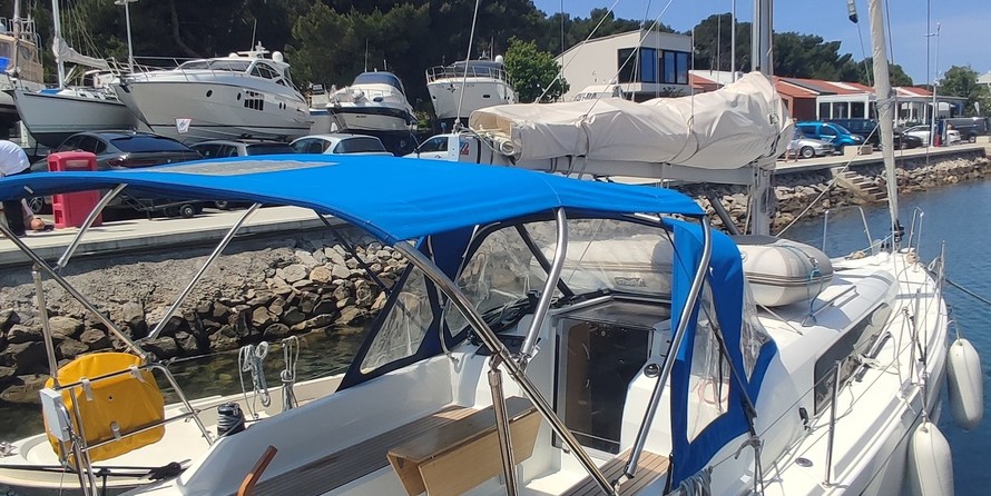 Beneteau Oceanis 30.1