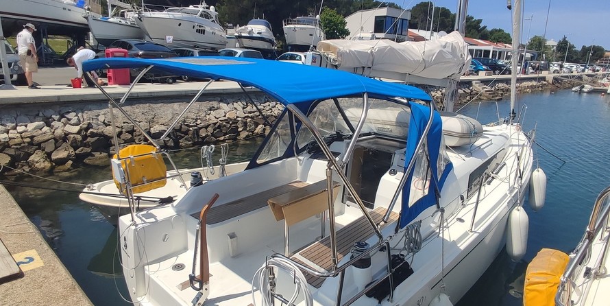 Beneteau Oceanis 30.1