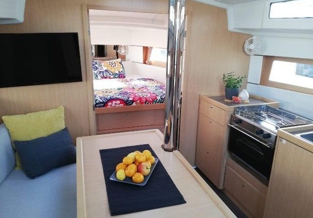 Beneteau Oceanis 30.1