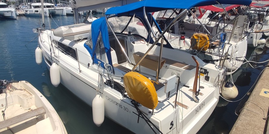Beneteau Oceanis 30.1