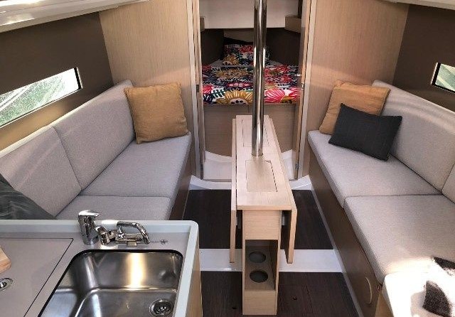 Beneteau Oceanis 30.1