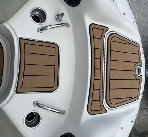 Sea Ray 240 Sundeck
