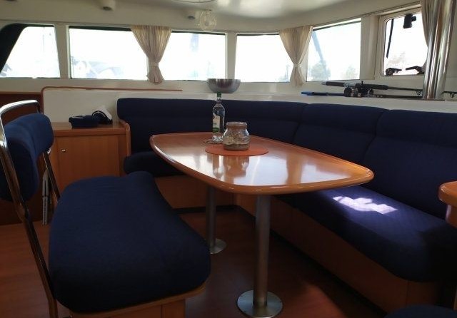 Lagoon 440