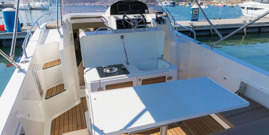 Pacific Craft 750