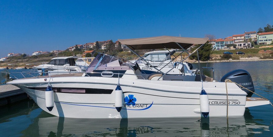 Pacific Craft 750