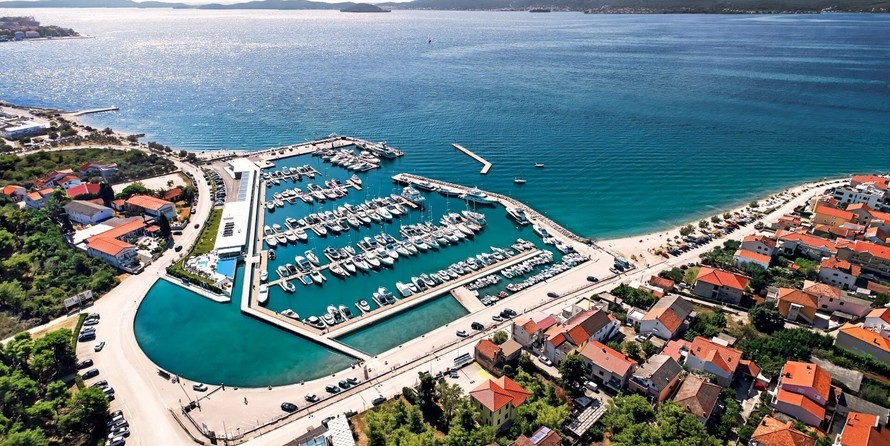 Atlantic Sun Cruiser 690