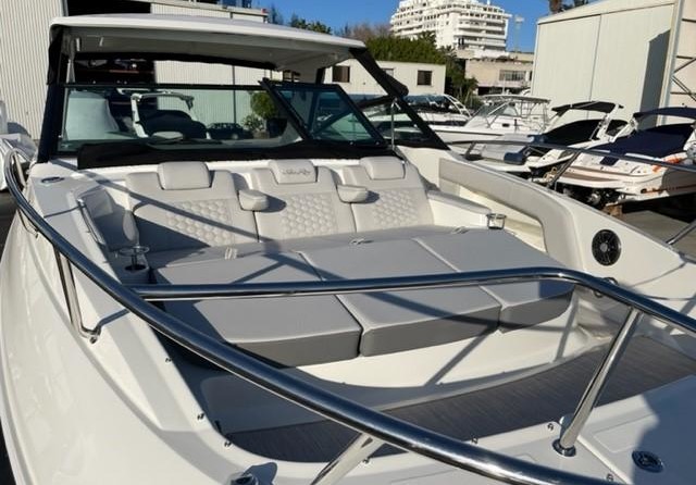 Sea Ray 320 Sundancer