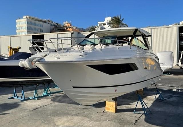 Sea Ray 320 Sundancer