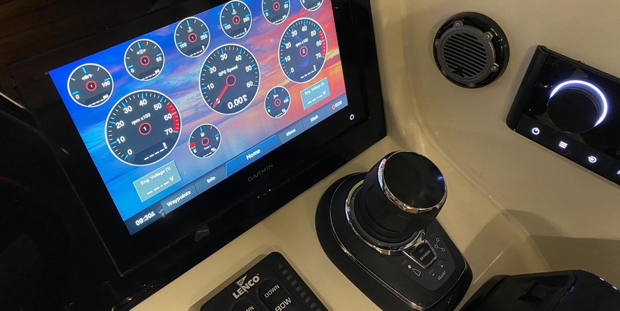 Chris-Craft Corsair 34