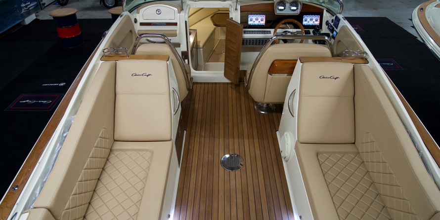 Chris-Craft Corsair 34