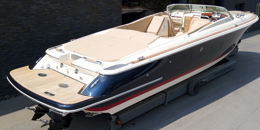 Chris-Craft Corsair 34