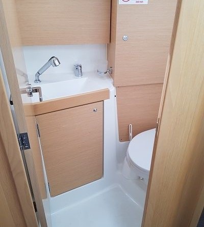 Beneteau Oceanis 35.1