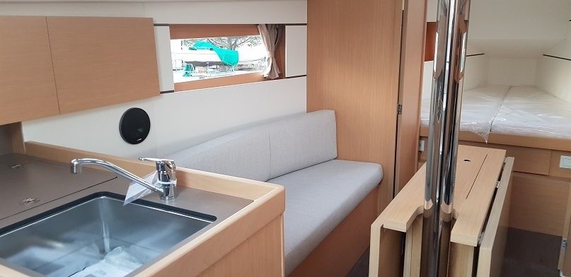 Beneteau Oceanis 35.1