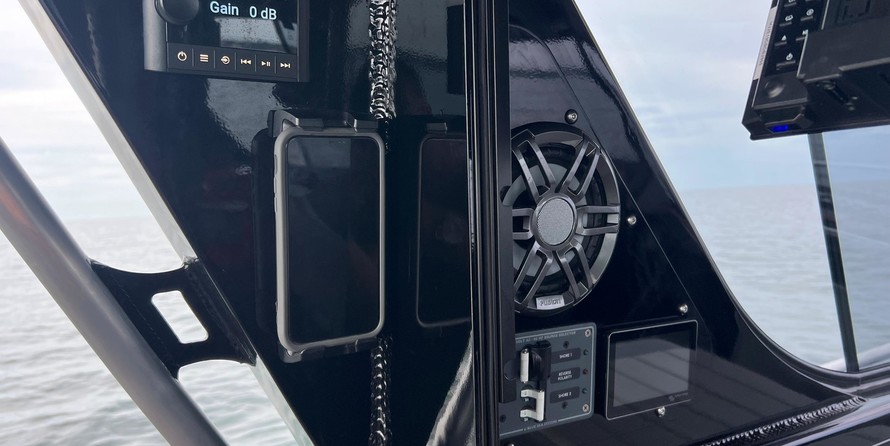 Angler Pro Boats tarpon king 17