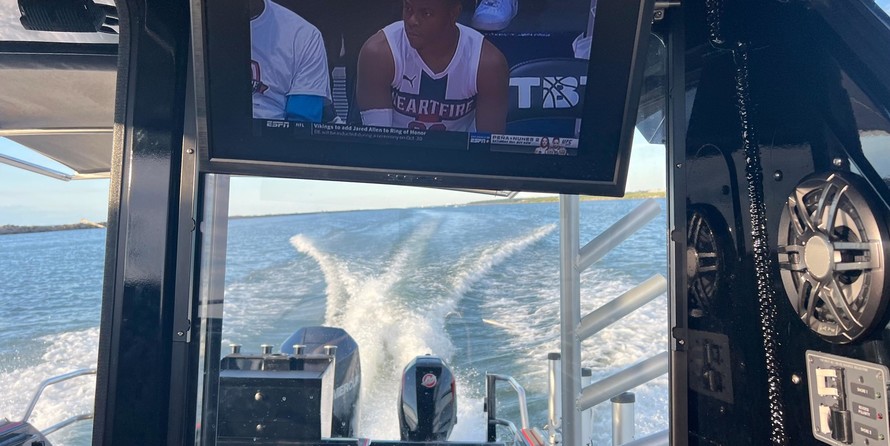 Angler Pro Boats tarpon king 17