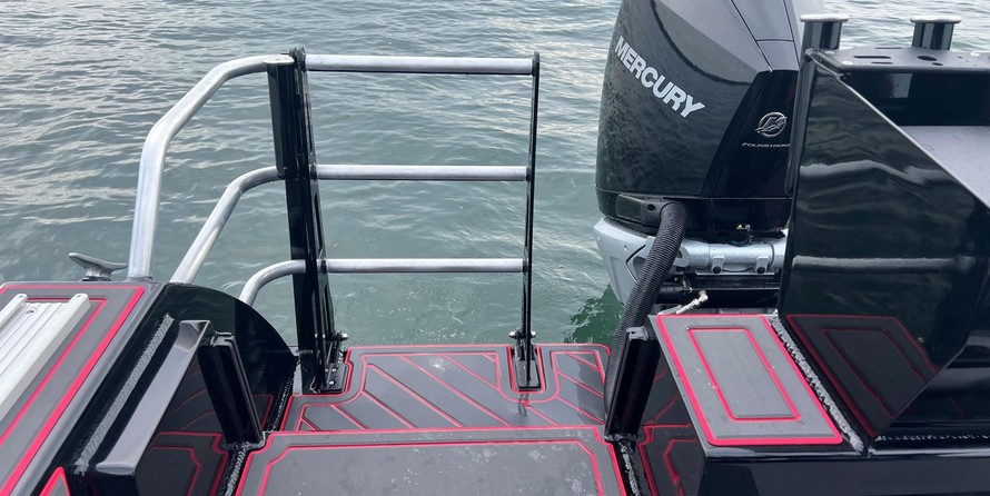 Angler Pro Boats tarpon king 17