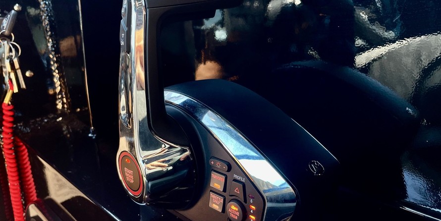 Angler Pro Boats tarpon king 17