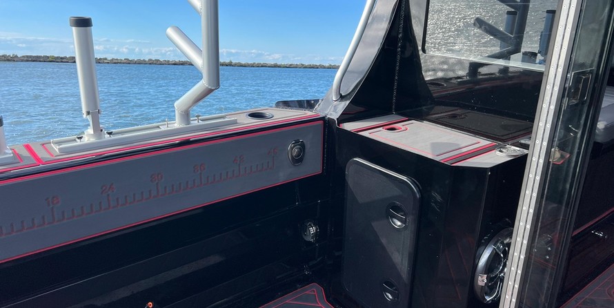 Angler Pro Boats tarpon king 17