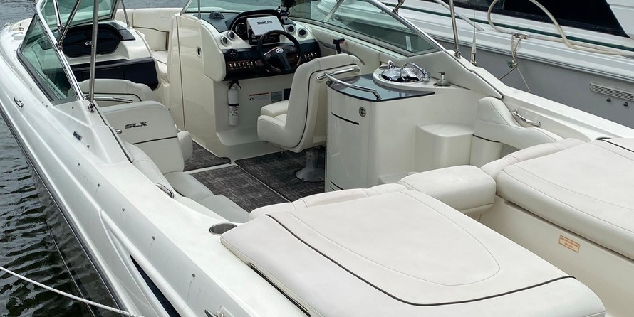 Sea Ray 270 SLX