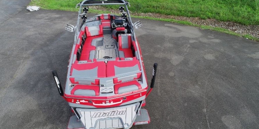Malibu Wakesetter 25 LSV