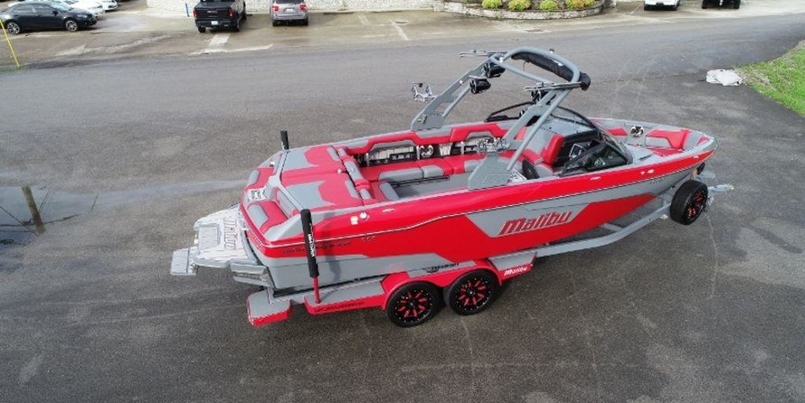 Malibu Wakesetter 25 LSV