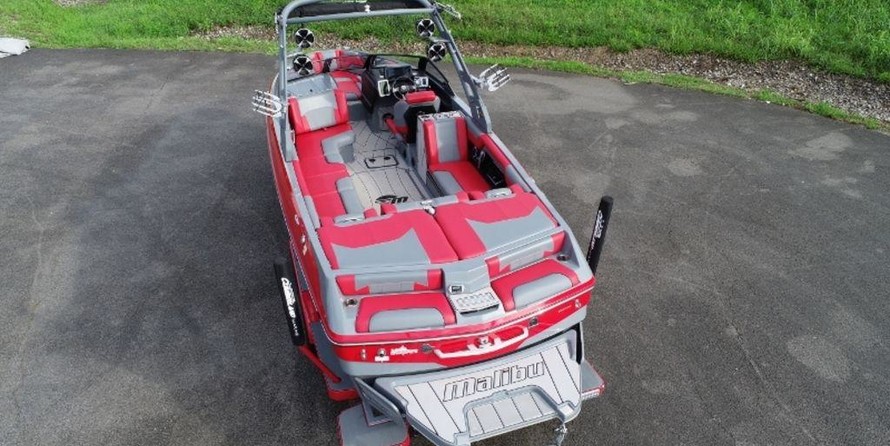 Malibu Wakesetter 25 LSV
