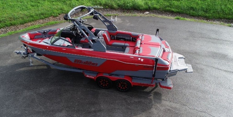Malibu Wakesetter 25 LSV
