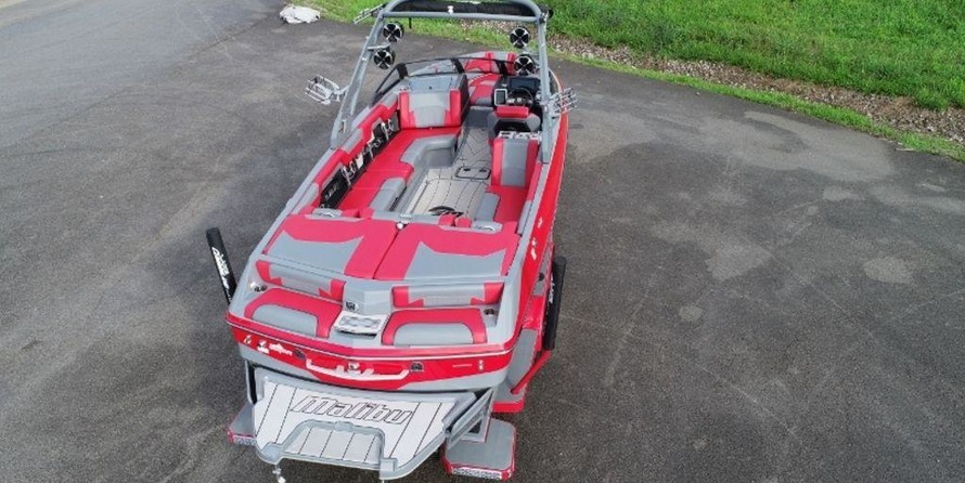 Malibu Wakesetter 25 LSV