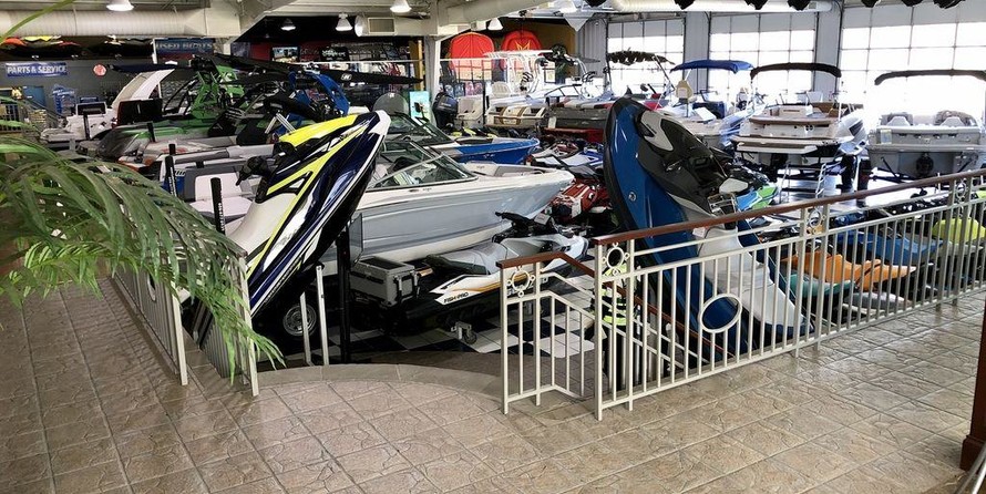 Malibu Wakesetter 25 LSV