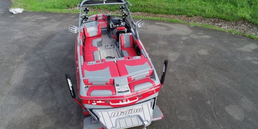 Malibu Wakesetter 25 LSV