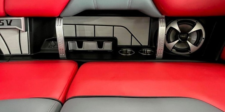 Malibu Wakesetter 25 LSV