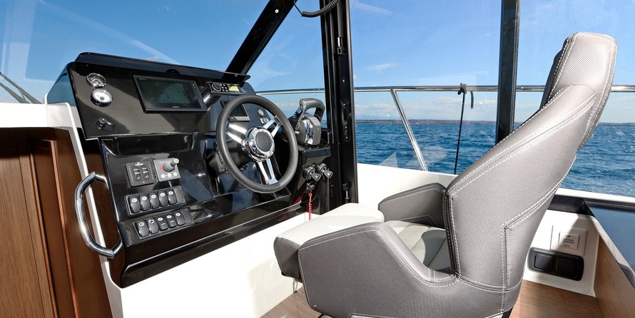 Jeanneau Merry Fisher 1095