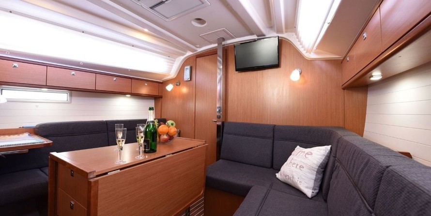 Bavaria 37 Cruiser