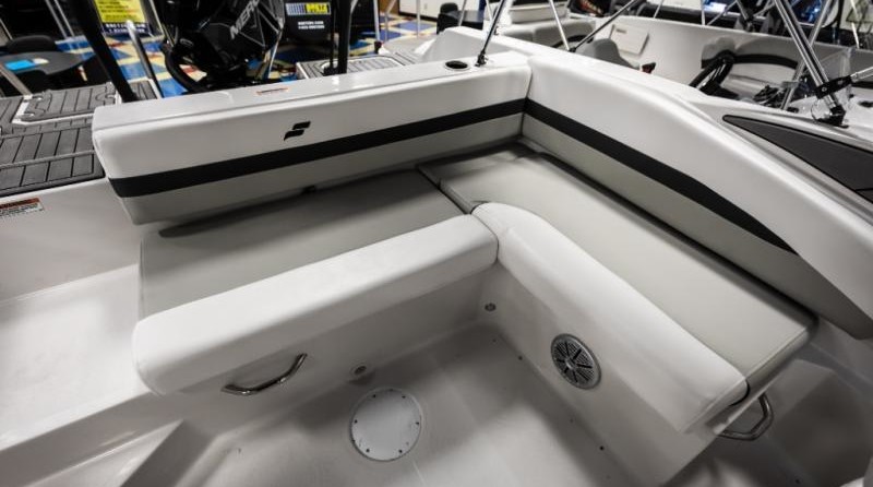 Starcraft Marine Crossover 210 OB SCX EXT