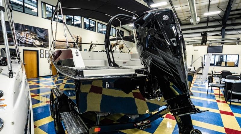 Starcraft Marine Crossover 210 OB SCX EXT