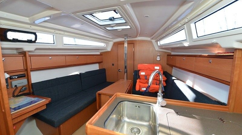 Bavaria 33 Cruiser