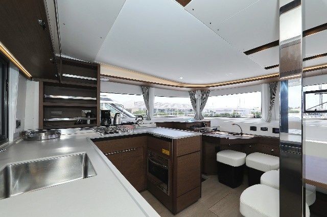 Lagoon 46