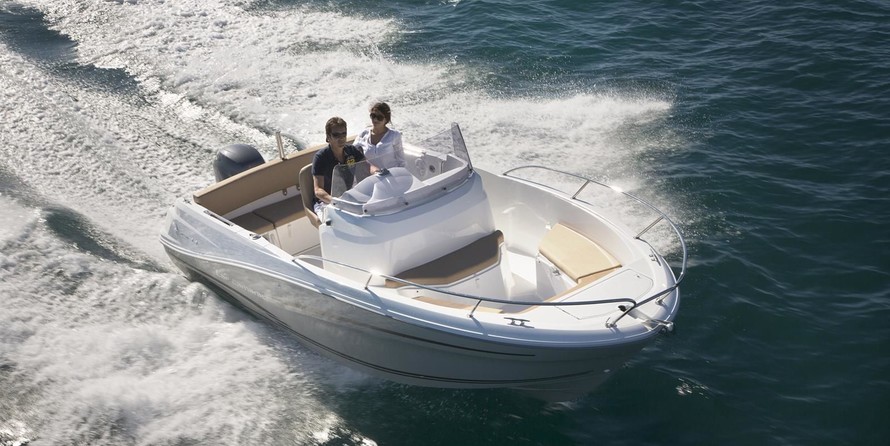 Jeanneau Cap Camarat 6.5 CC