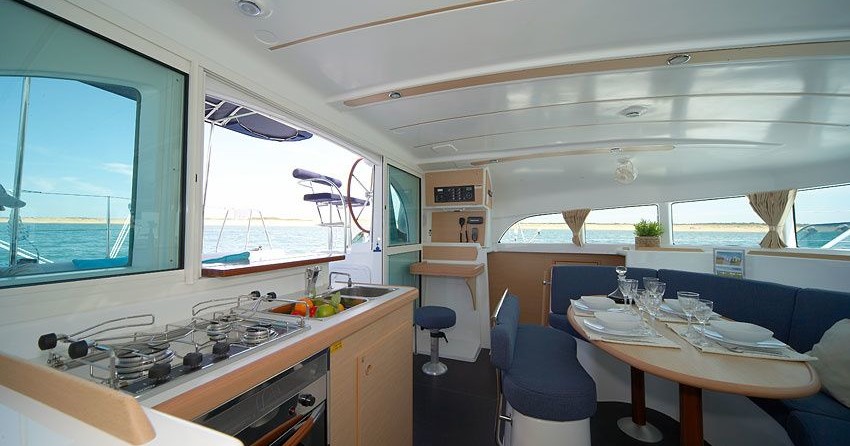 Lagoon 380 S2