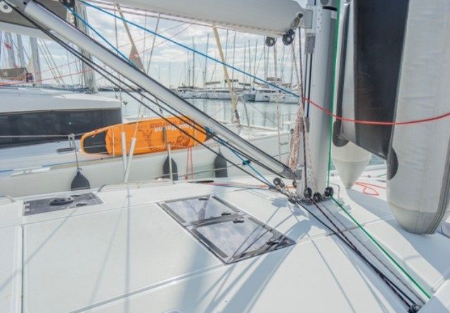 Jeanneau 54