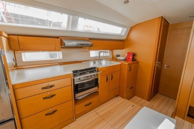 Jeanneau 54