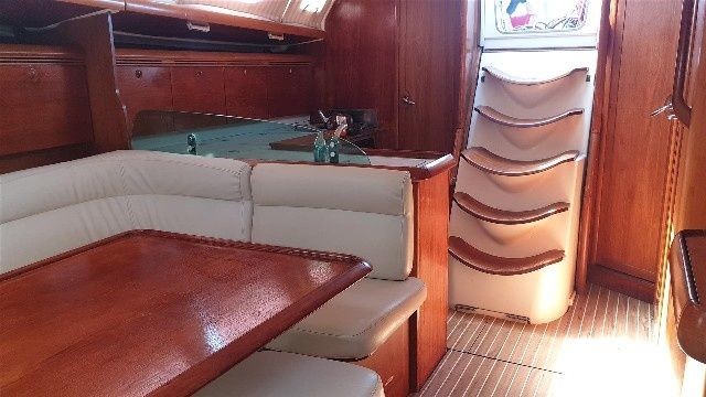 Jeanneau Sun Odyssey 43