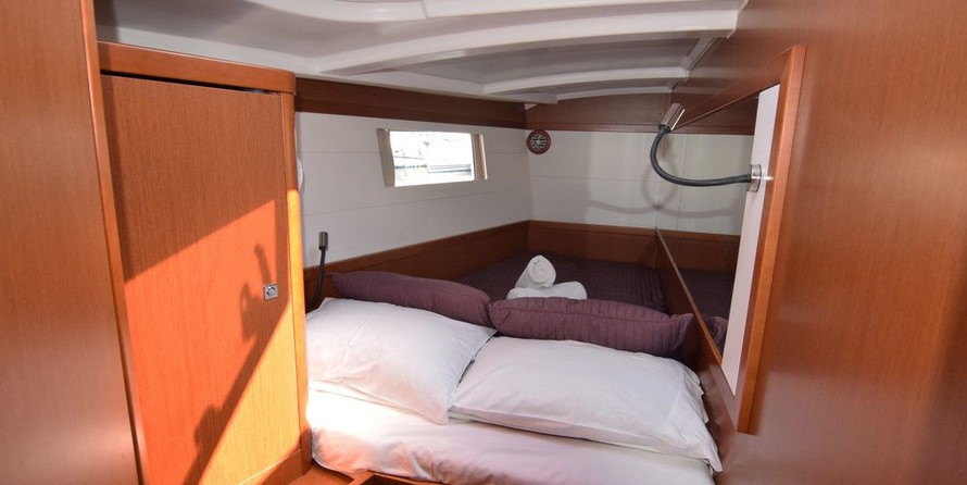 Beneteau Oceanis 48